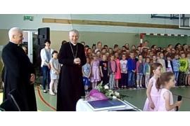 <b>Biskup Diecezjalny Ryszard Kasyna z wizytą w Zespole Szkół w Rytlu (FOTO)</b>
