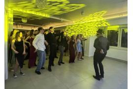 <b>CZERSK. Figliki – LO Czersk. Wieczór pełen radości i dobrej zabawy (FOTO)</b>