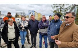 <b>CZERSK. Kolejne spotkanie burmistrza z osobami handlującymi na targowisku. Miejsca na stoiska powinno wystarczyć. Losowania nie będzie (ZDJĘCIA, WIDEO)</b>