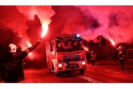 <b>GM. CZERSK. Nowy nabytek już w OSP Malachin – uroczyste przywitanie, były race i szampan (ZDJĘCIA, WIDEO)</b>