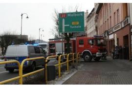 <b>Pożar sklepu w centrum Czerska. Istniało ryzyko zajęcia się ogniem wyższych kondygnacji budynku (FOTO)</b>