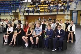 <b>CZERSK. Uroczyste zakończenie roku szkolnego 2024/2025 w `Czerskiej Dwójce` (ZDJĘCIA)</b>