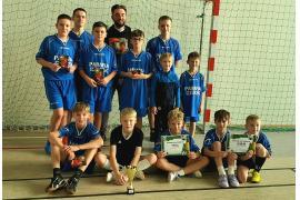 <b>GM. CZERSK. Czersk dwukrotnie na pierwszym miejscu. GRATULACJE! Dekanalny Turniej Ministrantów w piłkę nożną halową</b>