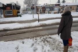 <b>Czytelnik: Chodniki w centrum Czerska nie są odśnieżone (FOTO)</b>
