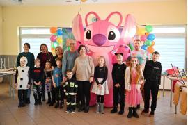 <b>GM.CZERSK. Bal Przebierańców w Klaskawie – radość, kolory i świetna zabawa (ZDJĘCIA, WIDEO)</b>