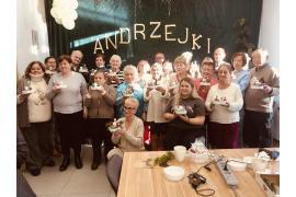 <b>CZERSK. Warsztaty w ramach ` Czerskiego Seniora` pt. kalendarz adwentowy (ZDJĘCIA)</b>