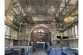 <b>Wnętrze kościoła św. Józefa w Hucie Kalnej w trakcie gruntownej renowacji (FOTO)</b>