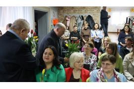 <b>GM. CZERSK. Kwiaty, życzenia i muzyka – Dzień Kobiet w Odrach. Był też tort i upominki (ZDJĘCIA, WIDEO)</b>