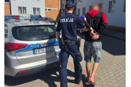 <b> Skuteczne interwencje policjantów – zatrzymano dwóch mieszkańców gm. Czarna Woda oraz mieszkankę Kalisk </b>