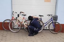 <b>Sezon rowerowy nadal trwa - pamiętaj, aby zabezpieczać swój rower przed kradzieżą</b>