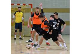 <b>FINAŁOWY WEEKEND CZERSKIEJ LIGI HALOWEJ 2025/2026 – EMOCJE, KTÓRYCH NIE MOŻNA PRZEGAPIĆ! (TABELE, WIDEO, TERMINARZ)</b>