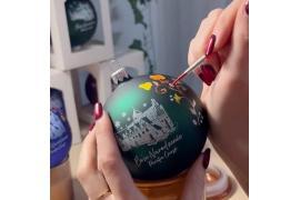 <b>CZERSK. Kościół w Czersku na bożonarodzeniowych bombkach - można je nabyć w niedzielę u Rycerzy Kolumba po wszystkich Mszach Świętych (WIDEO)</b>