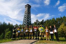 <b>HONOROWA WSPINACZKA 2025 – w hołdzie bohaterom (ZDJĘCIA)</b>