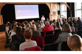 <b>CZERSK. Trwa spotkanie informacyjne o KSeF w GCK. Zmiany w systemie fakturowania (ZDJĘCIA, WIDEO)</b>