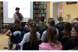 <b>Wykład z cyklu `Pamięci godni` <br>w Bibliotece Publicznej w Czersku</b>
