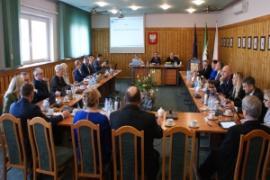 <b>Sesja Rady Miejskiej w Czersku <br>- relacja wideo (27 marca)</b>