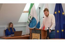 <b> GM. CZERSK. Zagospodarowanie szlaków kajakowych - gdzie miejsca dla kajakarzy? Dyskusja na sesji (WIDEO)</b>