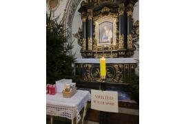 <b>CZERSK. Światełko Betlejemskie w czerskiej świątyni. Zapraszamy</b>