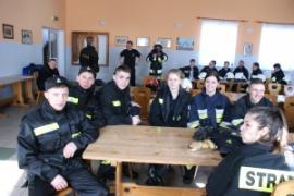 <b>Kurs podstawowy strażaka ratownika OSP. Szkolenie druhów <br>z gm. Czersk (FOTO)</b>