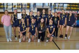<b>CZERSK. Drużyna LUKS Pol Czersk I najlepsza. BRAWO! XXIII Memoriał im. Romana Bruskiego w Piłce Ręcznej Dziewcząt (ZDJĘCIA, WYNIKI)</b>