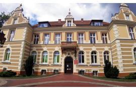 <b>Budynek Starostwa Powiatowego w Chojnicach zamknięty - zobacz zarządzenie. Ważne telefony</b>