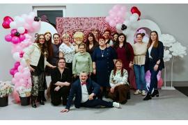 <b>GM. CZERSK. Dzień Kobiet w Zapędowie z niespodzianką - `gorącym mężczyzną`... (ZDJĘCIA, WIDEO)</b>