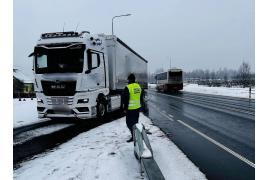 <b>GM. CZERSK. Kontrole POLICJI oraz ITD w Rytlu. Patrole - teren powiatu chojnickiego (ZDJĘCIA)</b>