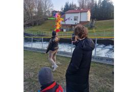 <b>GM. CZERSK. Topienie Marzanny – w Sołectwie Zapora powitano wiosnę (ZDJĘCIA, WIDEO)</b>