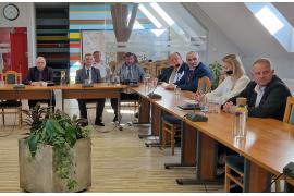 <b>CZERSK. OŚWIADCZENIE RADNYCH KLUBU `MY MIESZKAŃCY`. Nie doszło do sesji nadzwyczajnej RM</b>