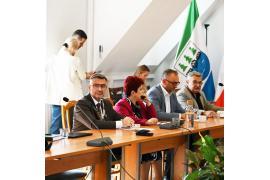 <b>Rekordowo krótka sesja RM w Czersku. Pytania m.in. o inwestycje – ich rozpoczęcie i zakończenie (przebudowa skrzyżowania, plac zabaw, szkoła, świetlice) ZDJĘCIA, WIDEO</b>