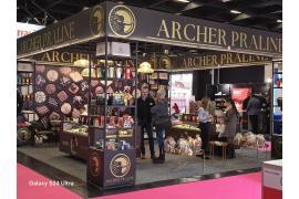 <b>ŁUCZNICZKA. ARCHER-PRALINE. Jesteśmy na największych na świecie targach słodyczy i przekąsek ISM 2026 w Kolonii w Niemczech. BAROMETR TRENDÓW!!</b>