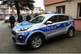 <b>Kolejny nowy samochód dla czerskiej policji (FOTO)</b>