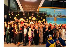 <b>CZERSK. Bal na lotnisku w stylu retro. Seniorzy z Czerska spędzili ten wieczór `odlotowo` (ZDJĘCIA)</b>