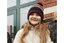 <b>GM. CZERSK. Emila Pastwa wykonuje piosenkę `Żeby Polska była Polską` (WIDEO)</b>