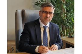 <b>CZERSK. Burmistrz odwołał Macieja Jakubowskiego z komisji. Jaki jest powód? Nagroda - voucher - na Czerskiej Lidze Halowej? Oświadczenie organizatora CzLH</b>