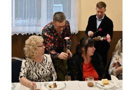 <b>GM. CZERSK. Dzień Kobiet w Sołectwie Lipki. Była m.in. muzyczna niespodzianka (ZDJĘCIA, WIDEO)</b>