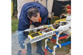 <b>GM. ŚLIWICE. Widowiskowe wyścigi na jeziorze w Lińsku! Emocji nie brakuje. Modele rozwijają prędkość ponad 100km/h! ZAPRASZAMY! (ZDJĘCIA, WIDEO)</b>