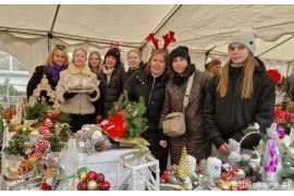 <b>Kiermasz Świąteczny w Czersku – ZAPRASZAMY! Jest m.in. stoisko na którym można wesprzeć leczenie Nikosia (ZDJĘCIA, WIDEO)</b>