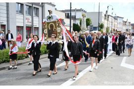 <b>Przygotowania do konserwacji zabytkowego feretronu </b>