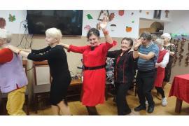 <b> CZERSK. Wesołe ANDRZEJKI w Dziennym Domu `Senior +` w Czersku (ZDJĘCIA) </b>