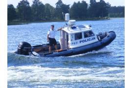 <b>Policjanci prowadzili działania na Jeziorze Ostrowite w gminie Czersk (ZDJĘCIA)</b>