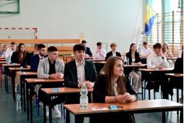 <b>GM. CZERSK.  Matury 2025 w Technikum im. Augustyna Szpręgi w Malachinie. Powodzenia! (ZDJĘCIA, WIDEO)</b>
