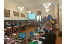 <b>Rada Powiatu Chojnickiego solidaryzuje się z narodem ukraińskim. Deklaracja Solidaryzująca - zobacz treść</b>