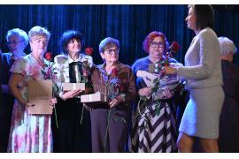 <b>Gminny Dzień Seniora w Czersku – radość, muzyka i wspólne świętowanie (ZDJĘCIA, WIDEO)</b>