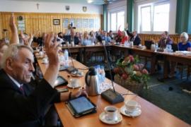<b>Sesja Rady Miejskiej w Czersku, emocji nie brakowało (FOTO)</b>