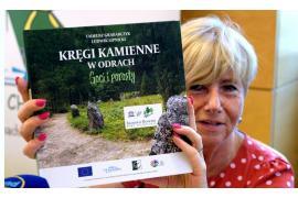 <b>Kręgi Kamienne – nowa publikacja. 14 września kolejny Festyn Gocki<br> w Odrach. Morenka i Sandry Brdy zapraszają ...</b>