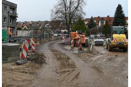 <b>CZERSK. Tymczasowo pojazdem po placu Kalinowskich zamiast po Rynkowej  (FOTO)</b>