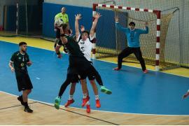 <b>CZERSK. Była nadzieja, że pierwsze punkty w I lidze pojadą do Czerska. Co się stało w drugiej połowie? ZOBACZ RELACJĘ Z MECZU MKS SPR Polska Handball Czersk (ZDJĘCIA)</b>