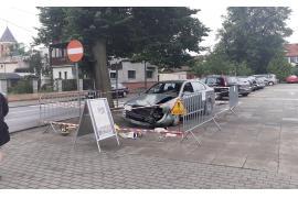 <b>W Czersku powstały inscenizacje imitujące sceny wypadków – chcą dotrzeć do wyobraźni siadających za kierownicę po alkoholu (ZDJĘCIA)</b>