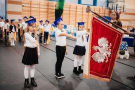 <b>Ślubowanie uczniów Szkoły Podstawowej nr 2 im. Jana Pawła II w Czersku (FOTO)</b>
